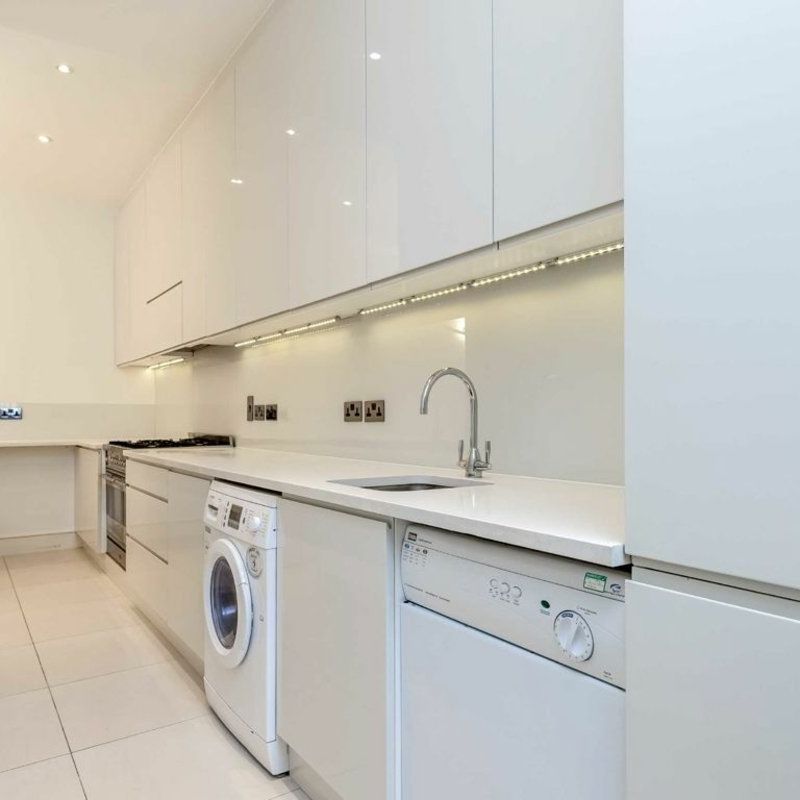 Linden Mews - Photo 1