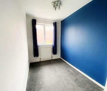 2 bedroom terraced house to rent - Photo 3