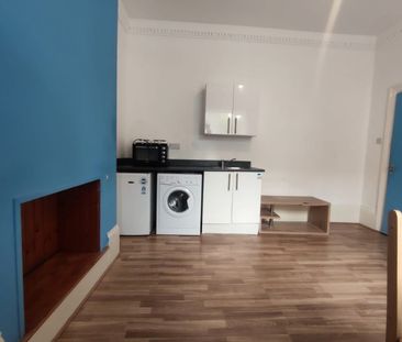 Studio Flat, Cedar Road, N17 - Photo 2