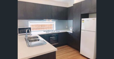 Four-Bedroom Townhouse in a Prime Clayton Location - Photo 5