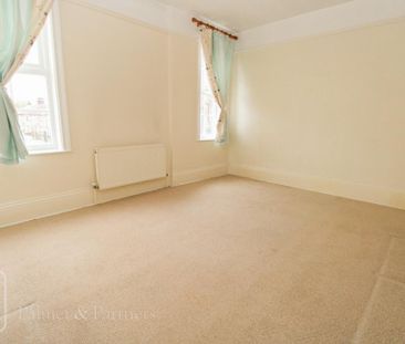 2 bedroom maisonette to rent - Photo 1