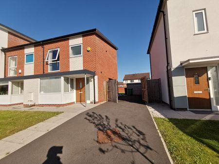 3 Bed Semi-Detached House, Carbis Avenue, M11 - Photo 2