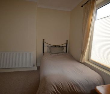 Victoria Embankment, Darlington - Photo 2