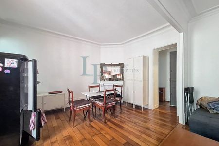 À louer – Charmant 2 pièces meublé et lumineux – 18ème arrondissement, proche Sacré-Cœur - Photo 2