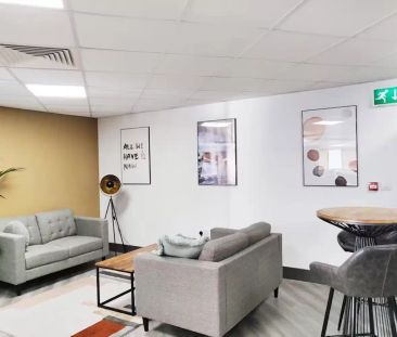 Studio Bronze - Photo 5