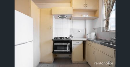 INNER CITY LIVING - Photo 2