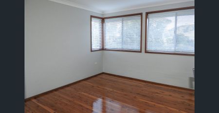 Tidy Family Home - Photo 4