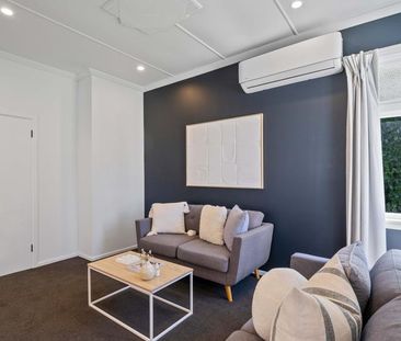 Charming Home in the Heart of Glengarry - Photo 2