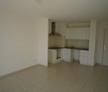 Location Appartement 2 pièces 41m² COGOLIN 83310 - Photo 1