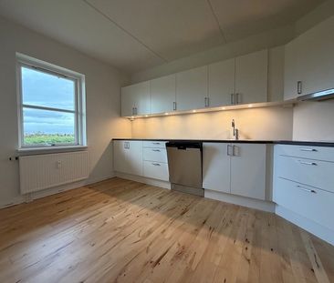 Dejlig 2-værelses lejlighed i skønt kvarter - Foto 2