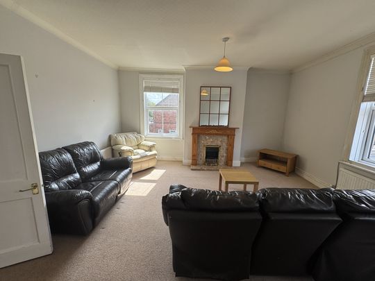 Huntington Road, Huntington - P10420 - Photo 1