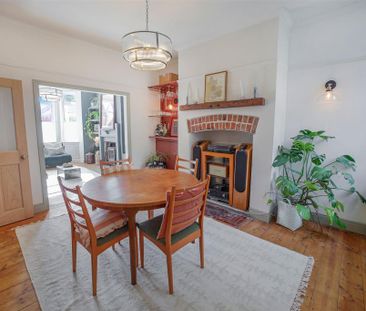2 bedroom semi-detached house to rent - Photo 3
