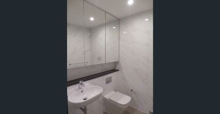 Two bedrooms Apartment in Burwood for rent - Photo 3