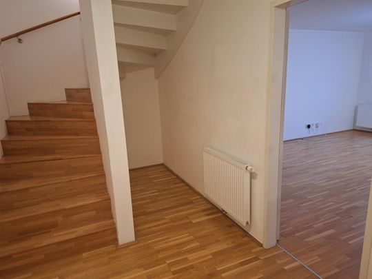 Elegante 3 Zimmer Maisonette mit Balkon in der Zollamtstraße 7 zu vermieten (inkl. Fernwärme-Akonto) - Photo 1