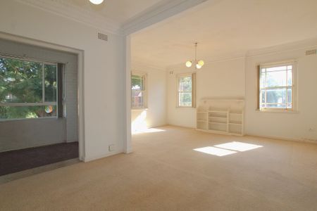 &ast;&ast; Deposit Taken&comma; &dollar;650&sol;Wk &ast;&ast; - Photo 2