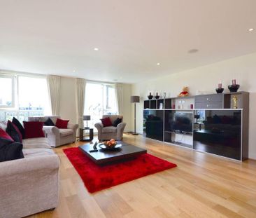 3 bedroom flat to rent - Photo 1