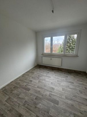 Komplett renovierte 3-Raumwohnung mit Balkon - Photo 1