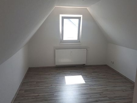 Großzügige Maisonettewohnung zu vermieten - Foto 5