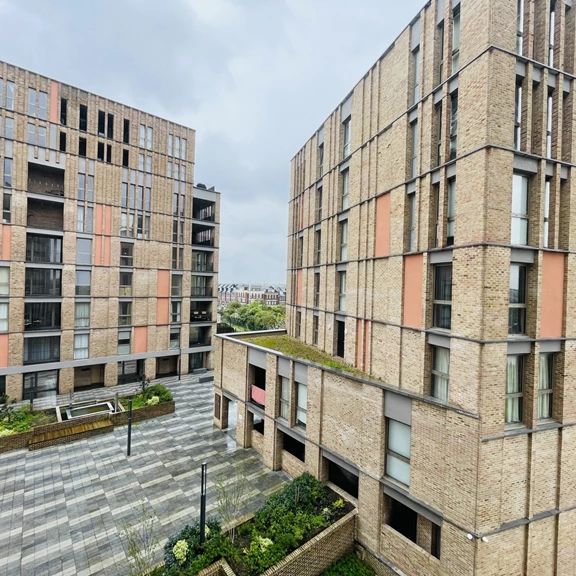 Oberman Road, Dollis Hill, London, NW10 - Photo 1