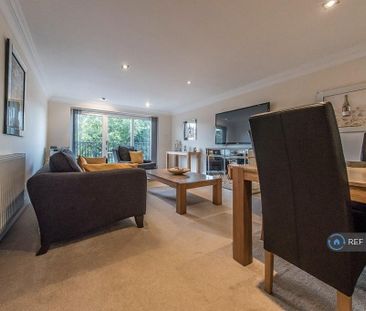 6 bedroom flat to rent - Photo 3