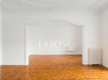 183m² Penthouse to rent in Fort Pienc, Barcelona - Photo 4