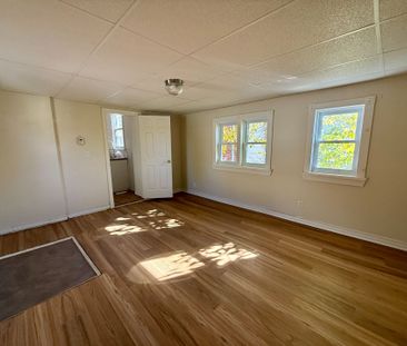 For Lease - 1201 Kenneth Avenue Unit# Main Floor, Peterborough, Ont... - Photo 6