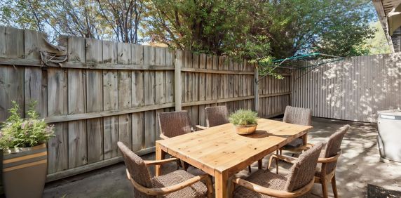 5/6-8 Watsons Road, Newcomb - Photo 2