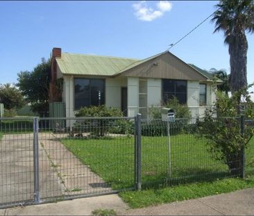 3 Bedroom home West - Photo 6