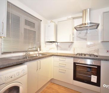 2 bedroom end of terrace house to rent - Photo 4