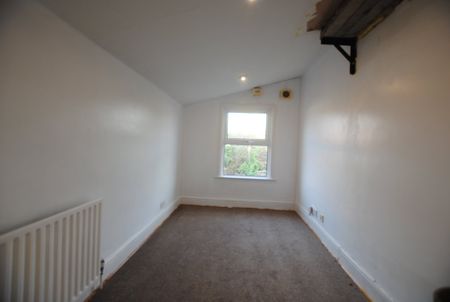 Howard Road, Dartford, London - Photo 2