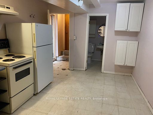 For Lease - 114 Baldwin Street Unit# Bsmt, Toronto, Ontario - Photo 1