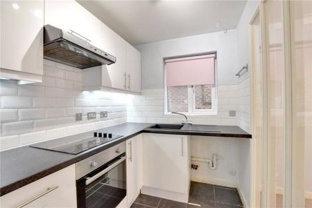 Studio to rent - Photo 4