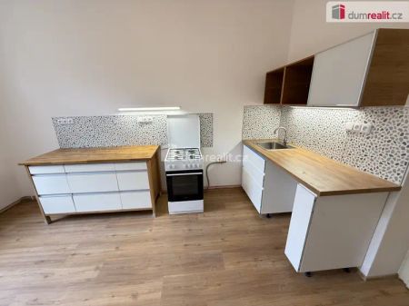 Pronájem bytu 2+1 78 m - Photo 3