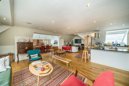 5 bedroom flat to rent - Photo 2