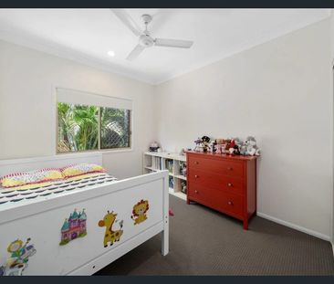 Spacious Family Home - Photo 5