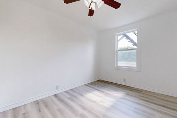 For Lease - 656 Crawford Street Unit# 2, Toronto, Ontario - Photo 1