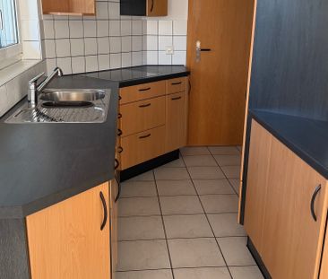 Attraktive 2.5-Zimmer-Einliegerwohnung mit Gartensitzplatz, eigener... - Foto 6