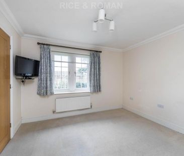 2 bedroom retirement property to rent - Photo 5