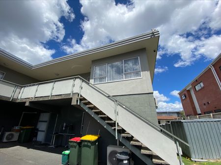 8/3 Dyer Street, Whitiora — - Photo 2