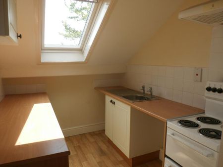 1 bedroom apartment to rent - Photo 2