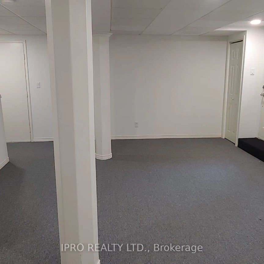 Property For Lease | E9234132 - Photo 1