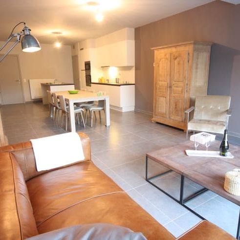 Appartement te huur - Photo 1