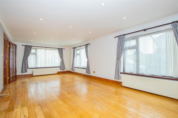 Hanham Road, Bristol - Photo 1