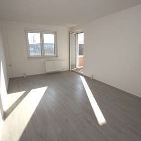 3-Zimmer-Wohnung mit BALKON, Badewanne, neu renoviert - Photo 1