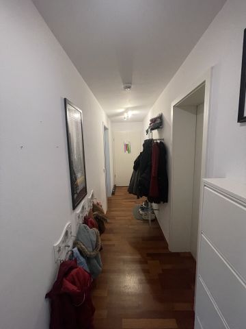 Perfektes Zuhause für Paare & junge Familien – stilvolle 3 Zimmer mit 98 qm, Terrasse & Carport - Photo 4