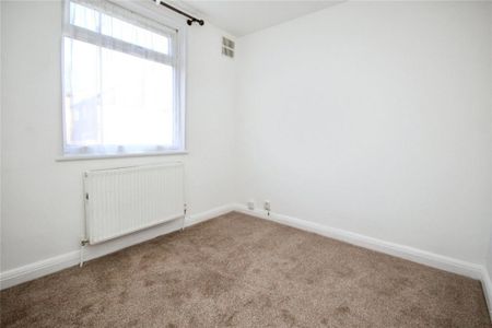 2 bedroom maisonette to rent - Photo 3