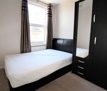 House - End Terrace For Rent Napier Road, Southsea - Photo 6