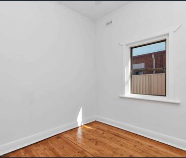 Family Home in a Convenient Location - Photo 2