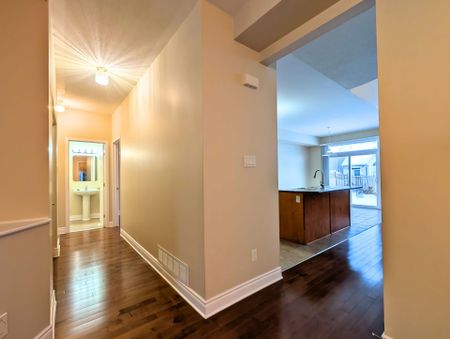 For Lease - 105 CHEYENNE Way, Barrhaven, Ontario - Photo 4