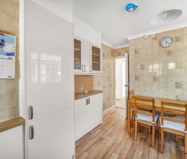 3 bedroom semi-detached bungalow to rent - Photo 1